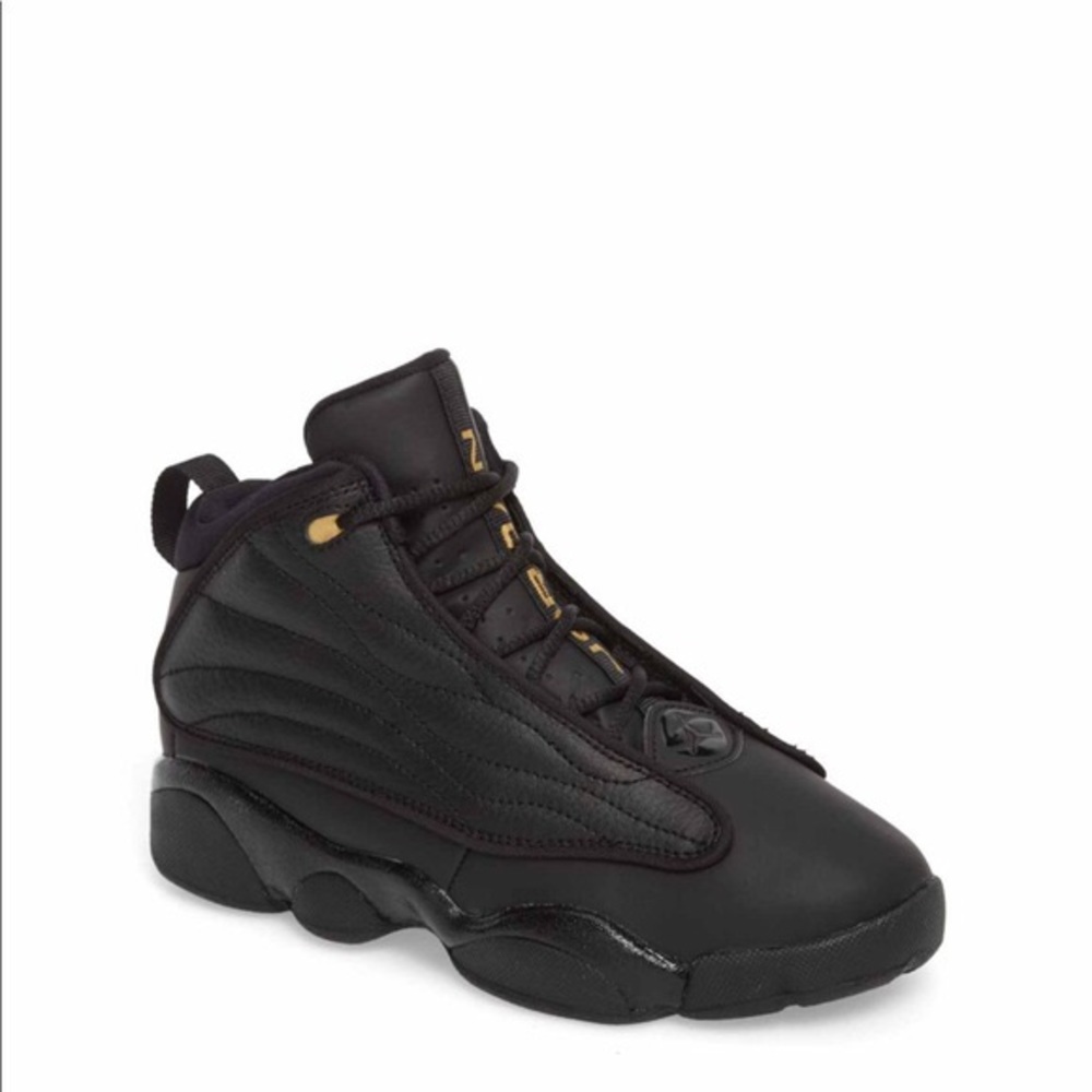 Jordan pro strong black and gold